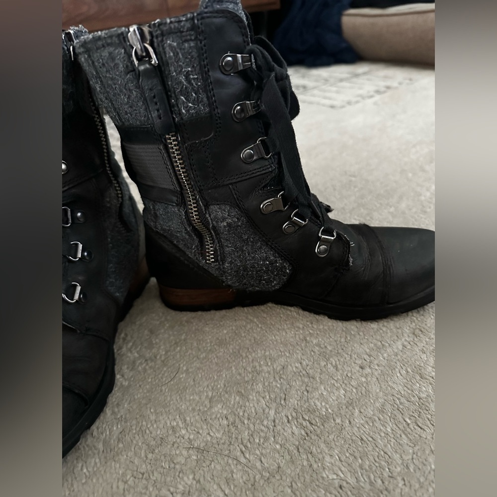 Sorel Women’s Gray Major Carly Boots Lace Up Waterproof Leather Combat Size 7 - Picture 7 of 11